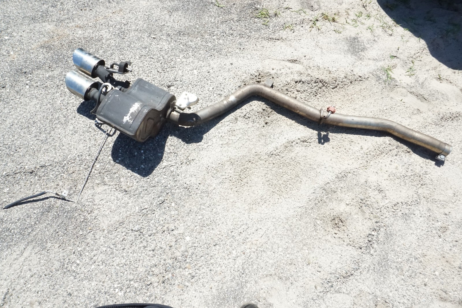 14-17 MASERATI QUATTROPORTE 3.0L EXHAUST PIPE & MUFFLER RIGHT PASSENGER SIDE OEM