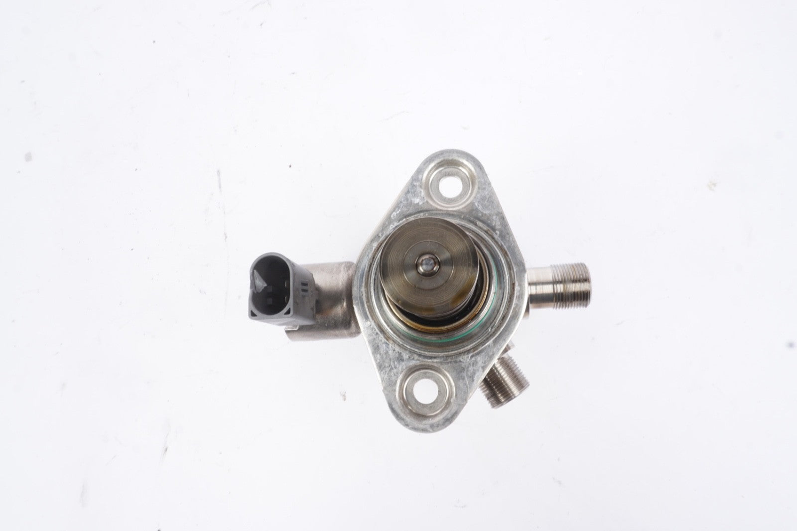 11-18 Mercedes W222 S550 CL550 E550 High Pressure Fuel Pump Left 2780701101 OEM