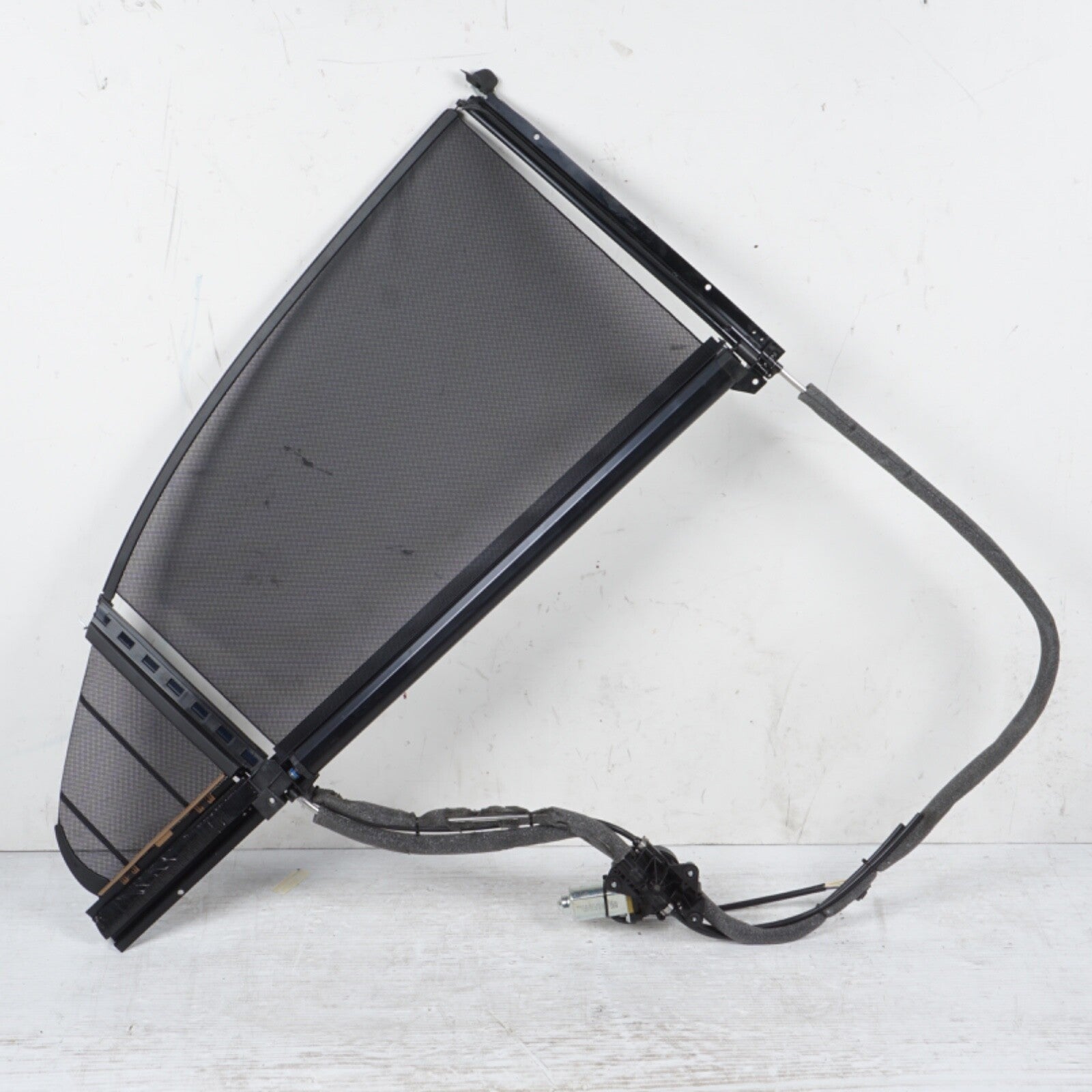 07-13 Mercedes W221 S600 S400 S550 Rear Right Door Window Sun Shade Sunshade
