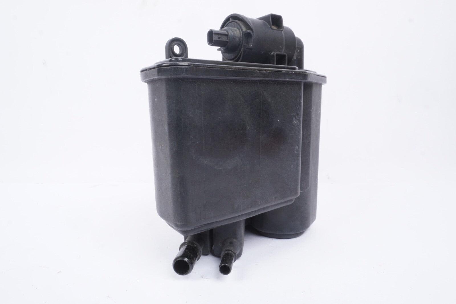 2015-2020 MERCEDES GLA250 X156 2.0L FUEL VAPOR EVAPORATOR CHARCOAL CANISTER OEM