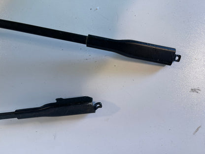 07-11 BMW E90 E91 E92 E93 3-SERIES SET OF 2 FRONT LEFT & RIGHT WIPER ARM OEM