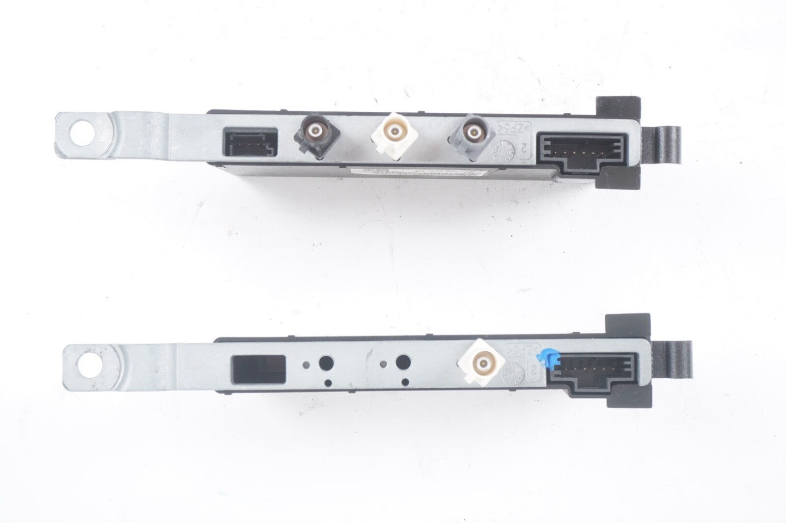 2011 - 2018 Porsche Cayenne Rear Right Radio Antenna Amplifier Module 7P5035225