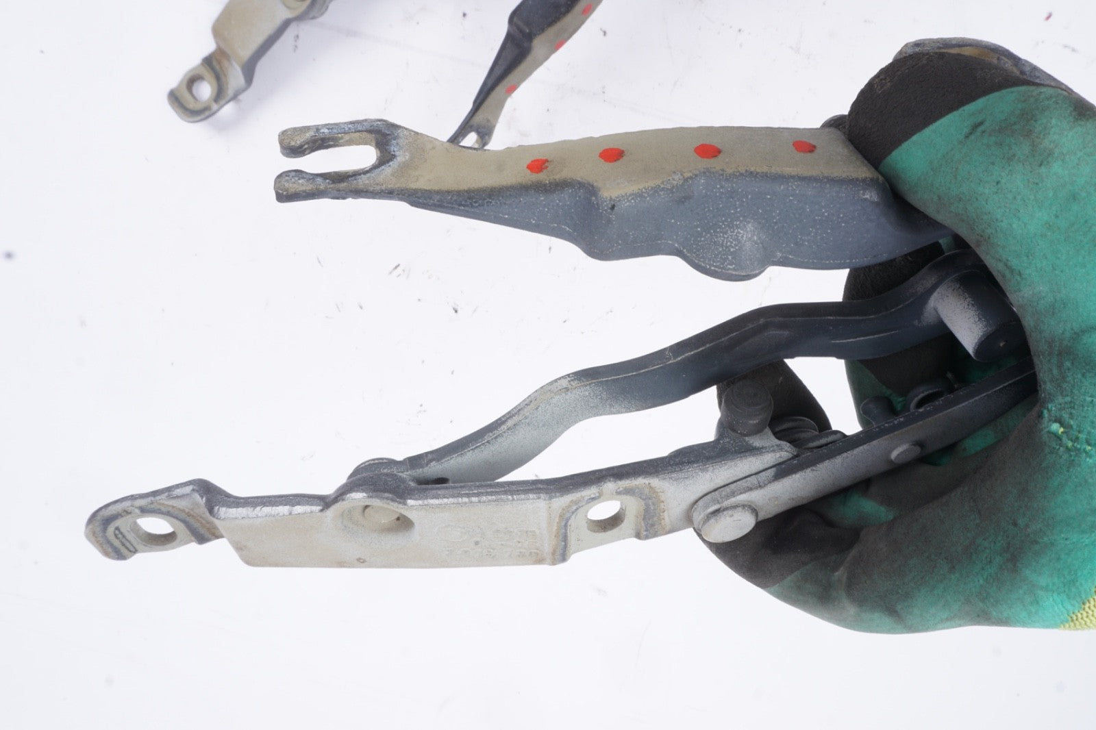 03-08 BMW E85 Z4 SET OF 2 REAR LEFT & RIGHT TRUNK HINGE GRAY OEM