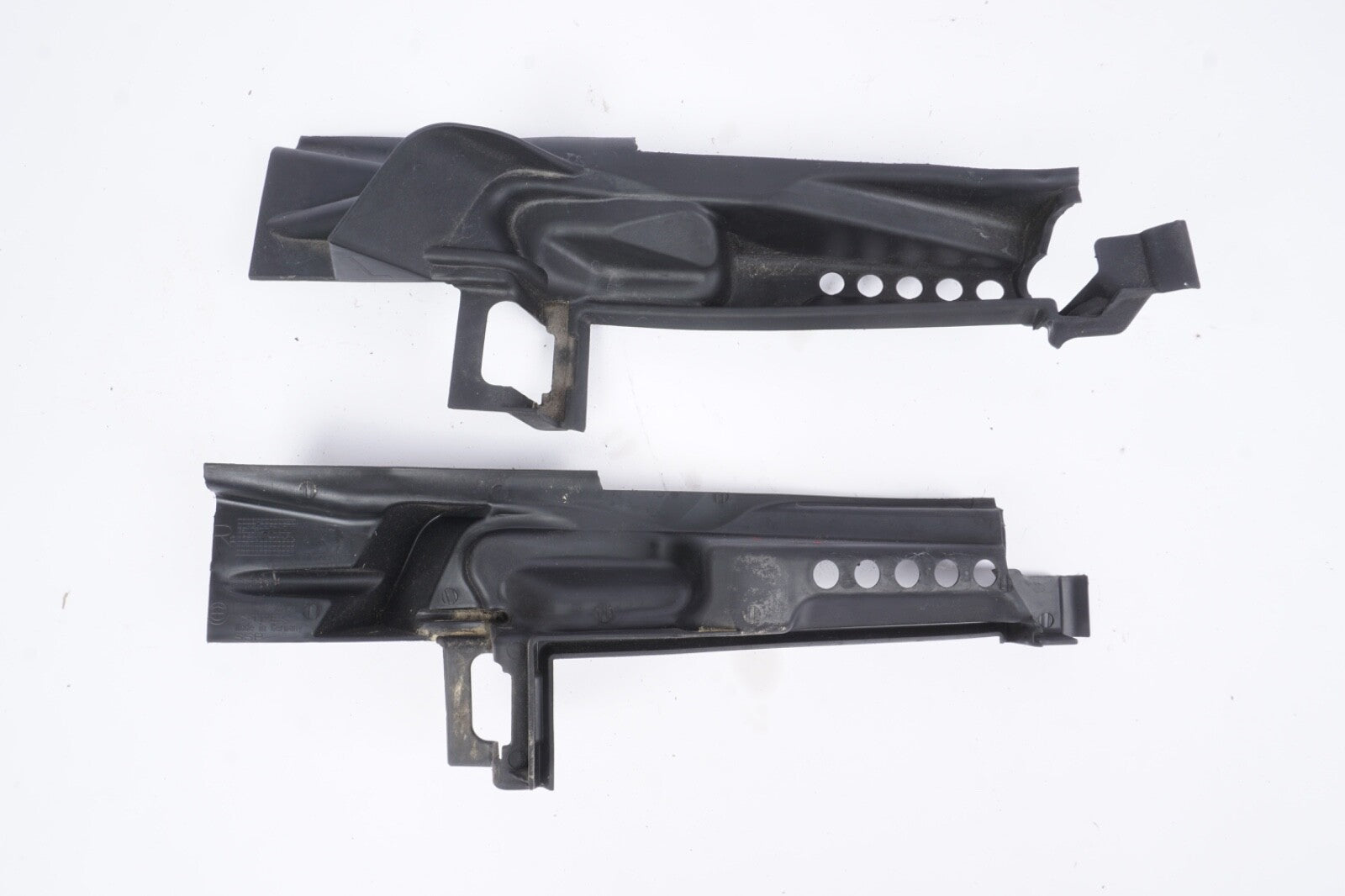 BMW 5 E60 E61 530 535 550 RIGHT LEFT INTAKE MANIFOLD DUCT COVERS 6939722 6939721