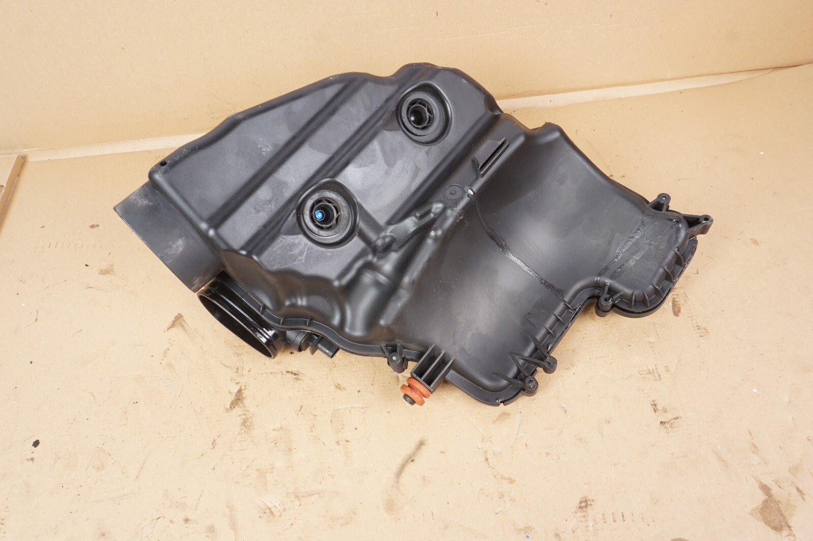 2012 - 2016 BMW 650i 550i 750i 4.4l Air Box Cleaner Left Driver Side OEM