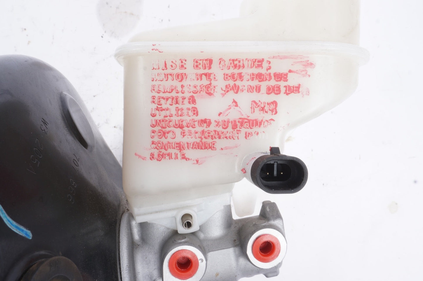 2013-2019 Fiat 500 Power Brake Booster W/ Master Cylinder 04581513AD OEM