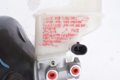 2013-2019 Fiat 500 Power Brake Booster W/ Master Cylinder 04581513AD OEM