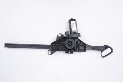 10-17 Mercedes W207 E350 E550 Coupe Front Left Driver Seat Belt Feeder Motor OEM