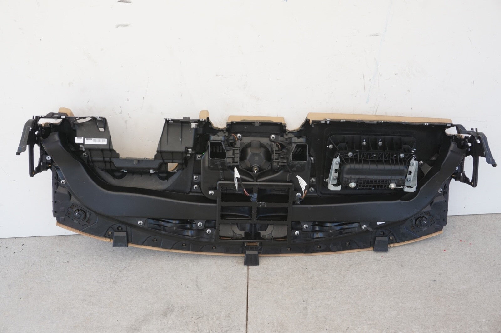 2011 -  2018 PORSCHE CAYENNE TAN DASH PANEL COVER DASHBOARD OEM