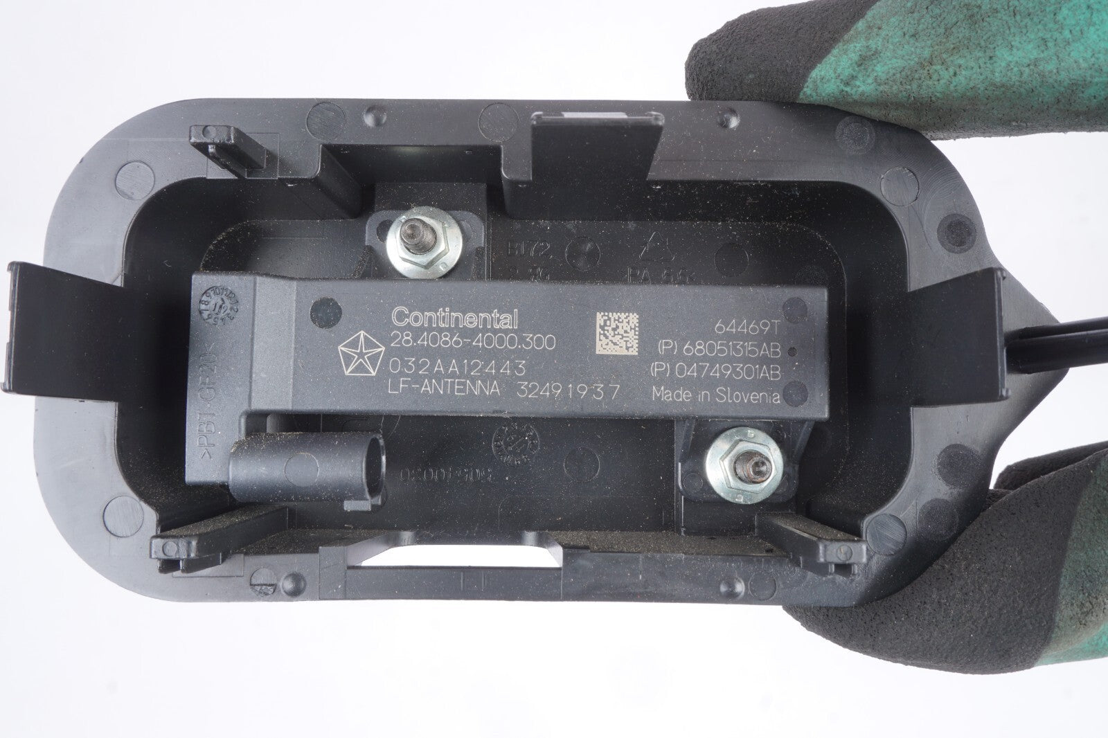 2017 - 2025 Alfa Romeo Giulia Keyless Entry Antenna Module Unit OEM