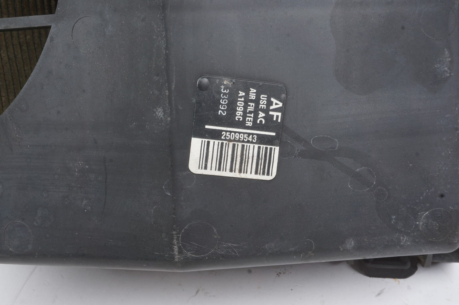 1993 Cadillac Allante 4.6L Air Cleaner Filter Box OEM