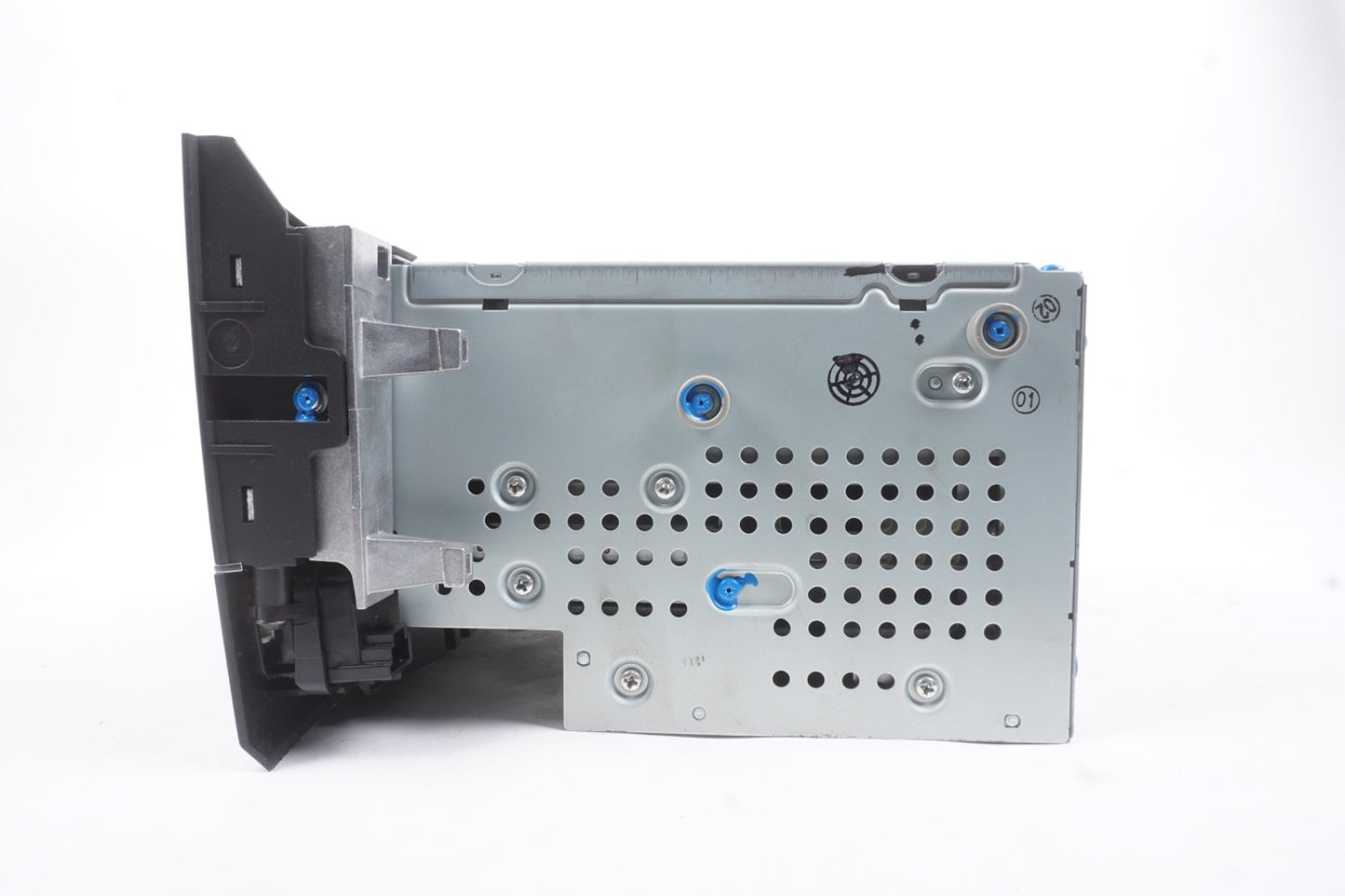 2010 - 2011 Mercedes W212 E350 E550 E63 AMG Command Head Unit CD Changer Radio