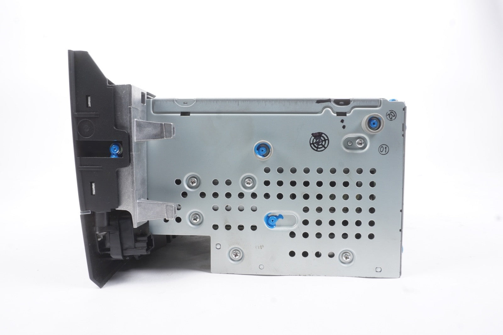 2010 - 2011 Mercedes W212 E350 E550 E63 AMG Command Head Unit CD Changer Radio