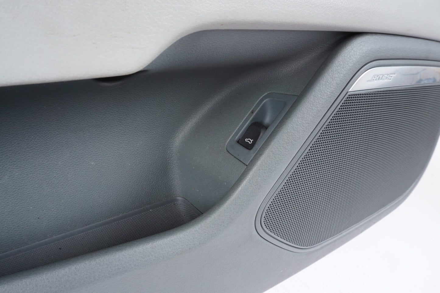 2012-2015 AUDI A7 FRONT LEFT DOOR TRIM PANEL GRAY LEATHER OEM
