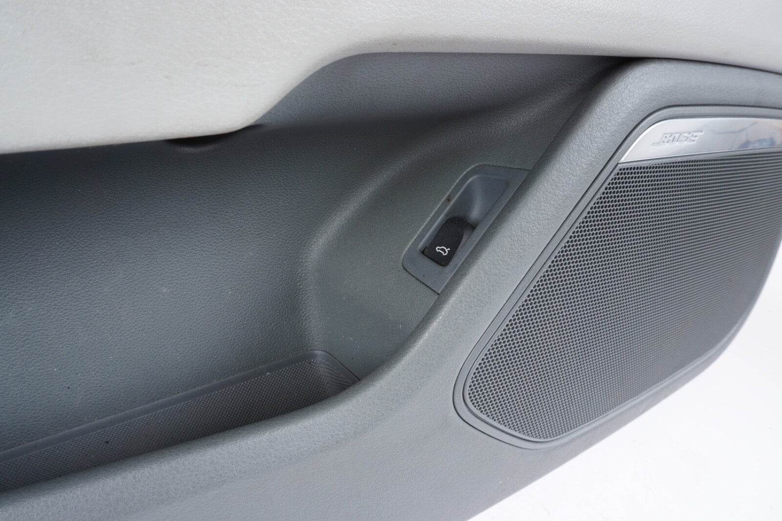 2012-2015 AUDI A7 FRONT LEFT DOOR TRIM PANEL GRAY LEATHER OEM