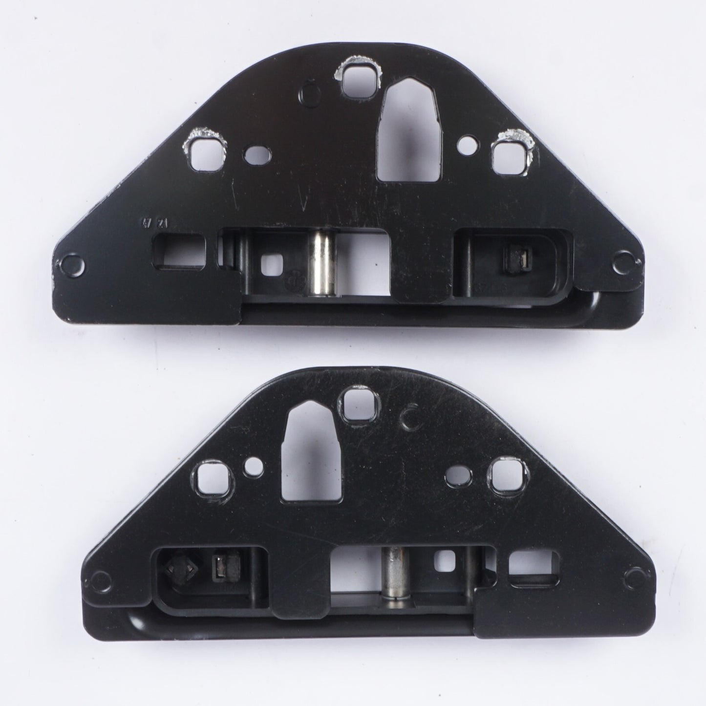 2021 - 2023 BMW G23 G83 Convertible Roof Base Plate Left & Right OEM