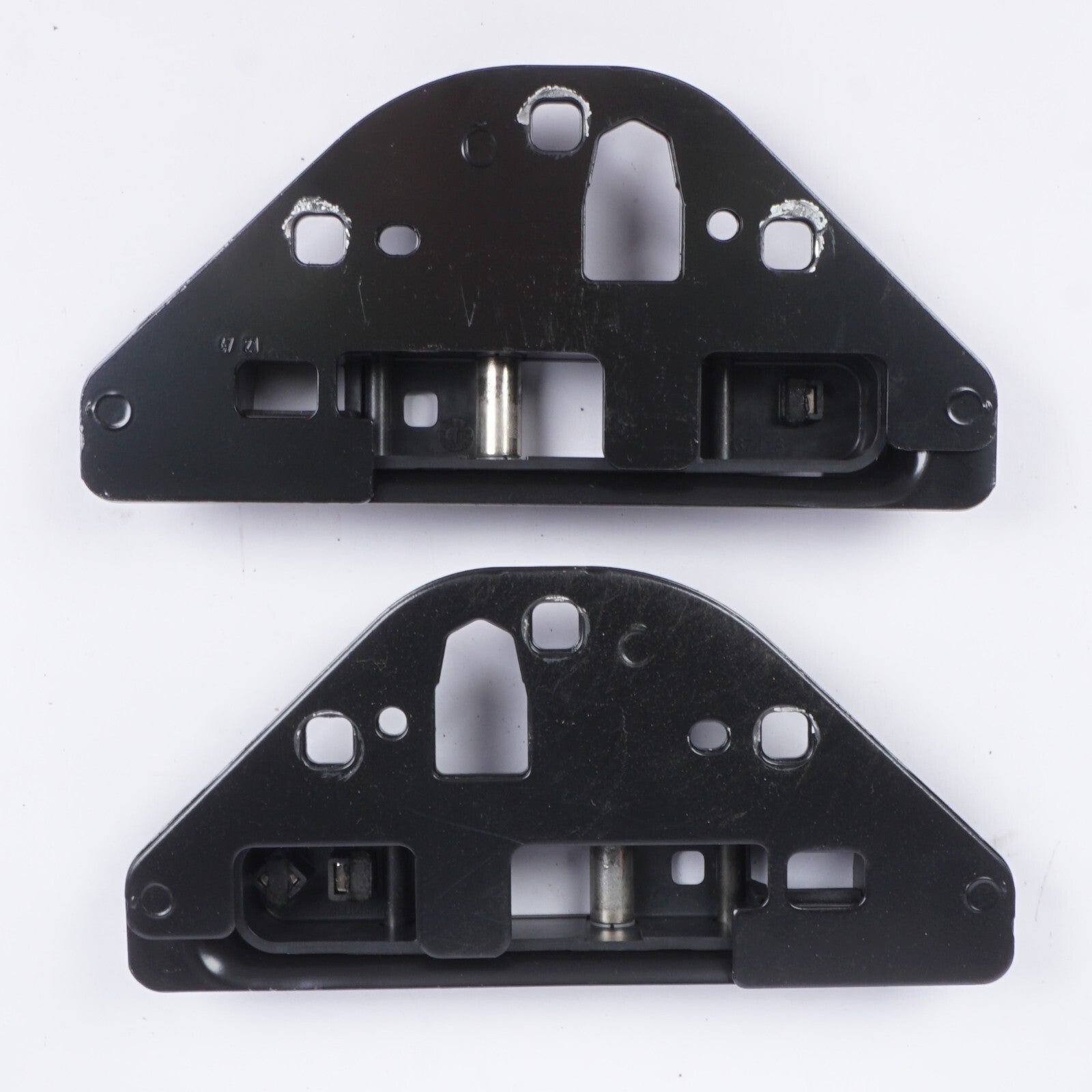 2021 - 2023 BMW G23 G83 Convertible Roof Base Plate Left & Right OEM