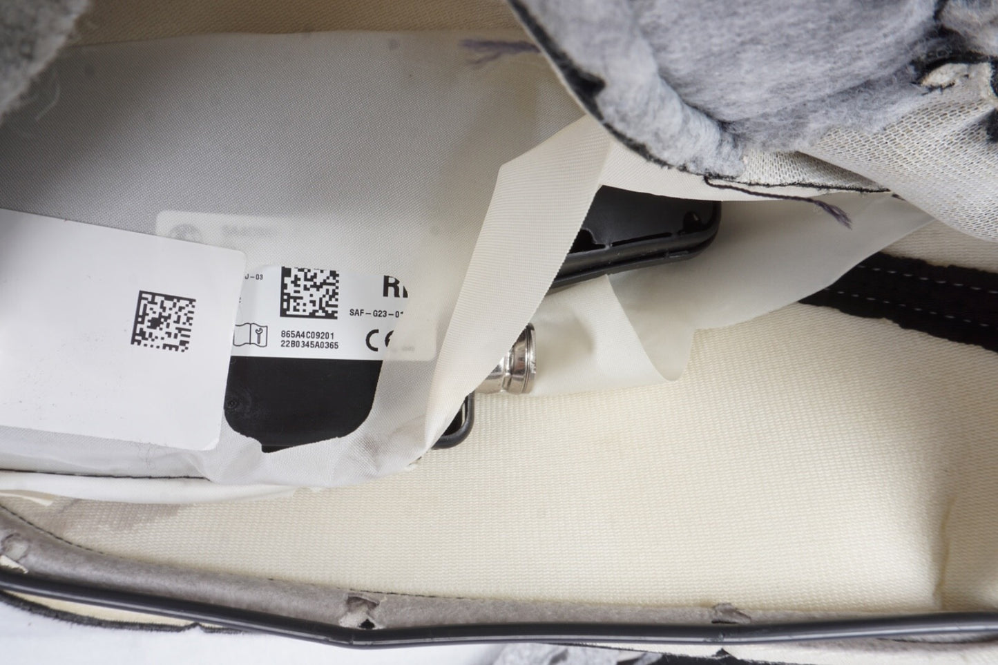 2022 - 2024 BMW i4 430i M440i G26 FRONT RIGHT PASSENGER SEAT UPPER CUSHION OEM