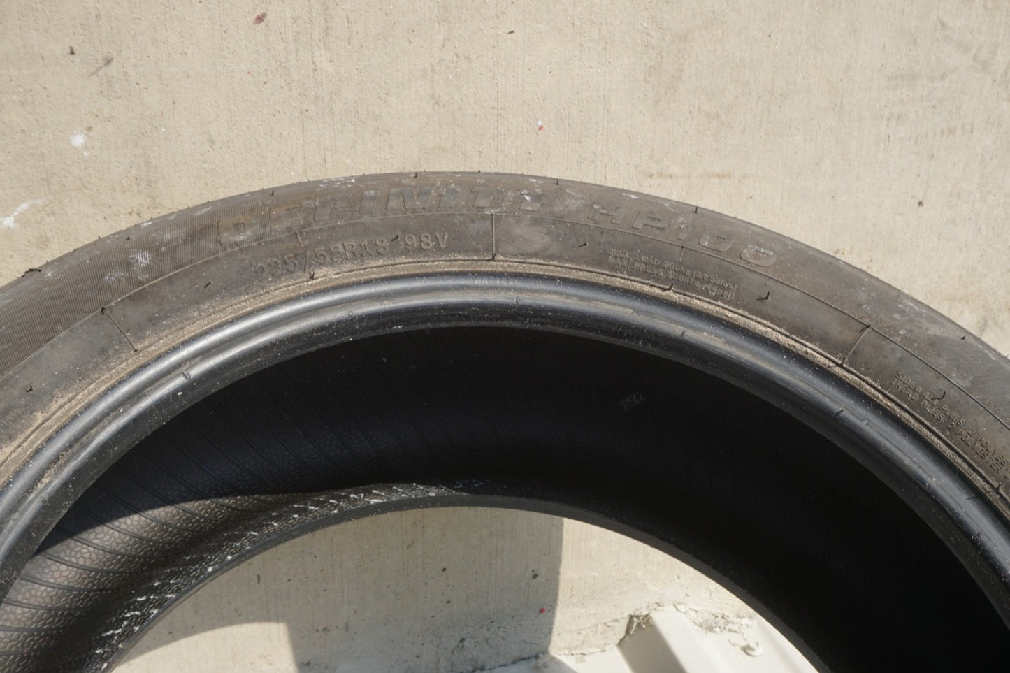 Used 225/55R18 Definity HP100 98V