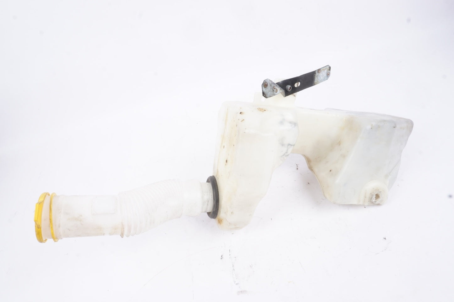 16-17 FIAT 500X Windshield Washer Fluid Reservoir 4 Door X Model