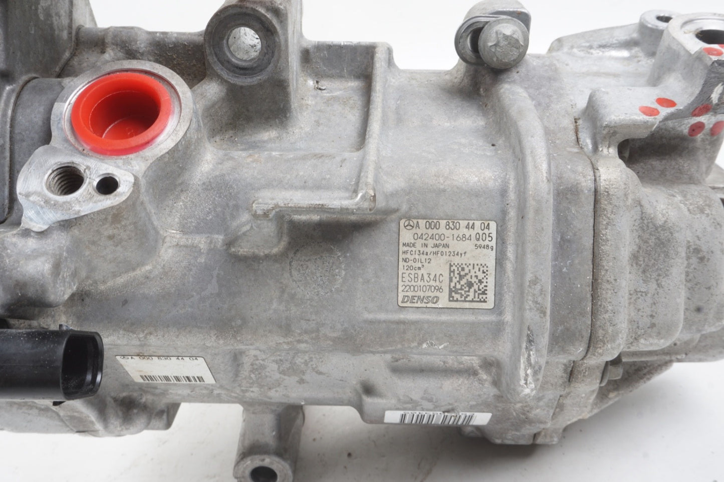 2022 - 2025 Mercedes EQB X243 350 4Matic A/C COMPRESSOR - HAS DAMAGE - FOR PARTS