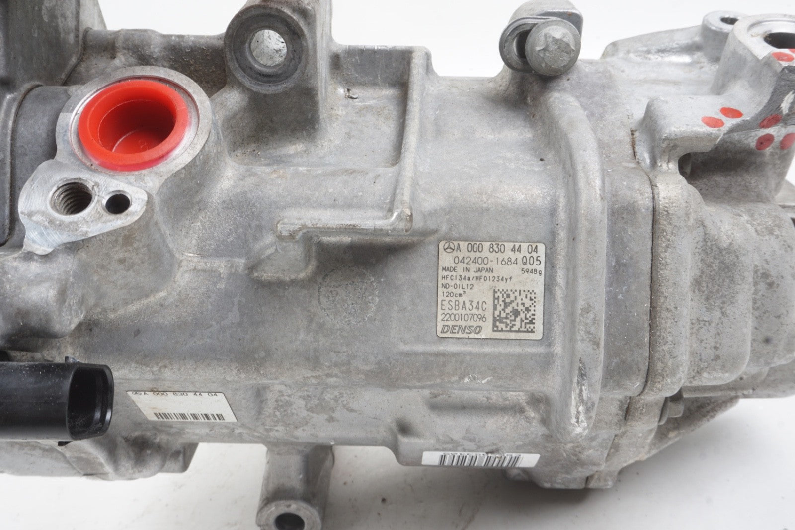 2022 - 2025 Mercedes EQB X243 350 4Matic A/C COMPRESSOR - HAS DAMAGE - FOR PARTS