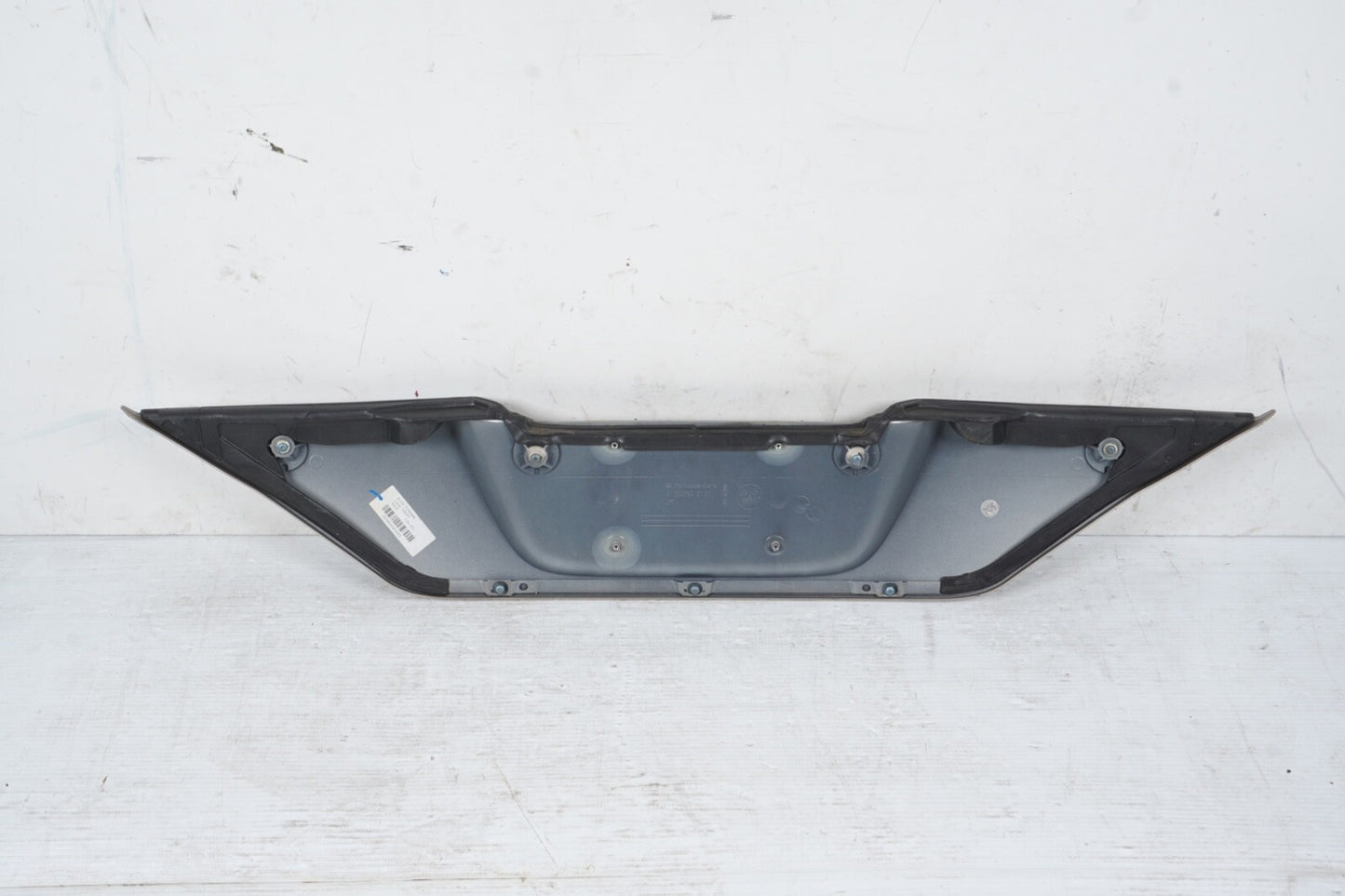 03-12 Mercedes R230 SL500 SL550 SL55 AMG Trunk Lid License Plate Holder OEM