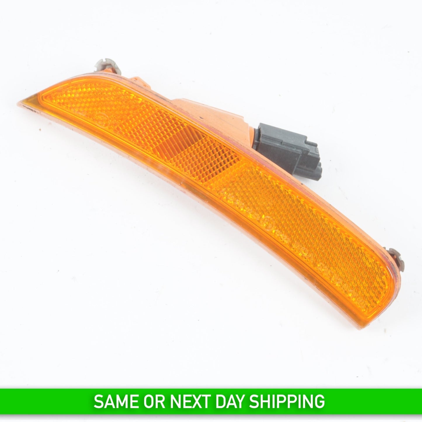 17-20 CHRYSLER PACIFICA FRONT RIGHT SIDE MARKER LIGHT LAMP 68229422AA OEM