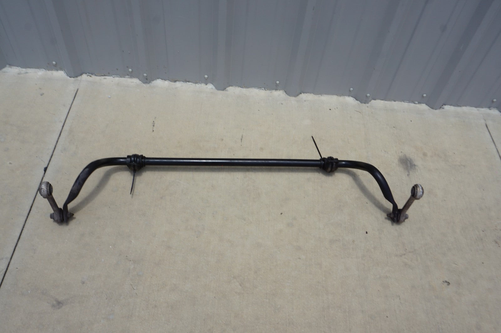 2011 - 2018 Audi A8 Quattro Front Stabilizer Sway Anti Roll Bar OEM