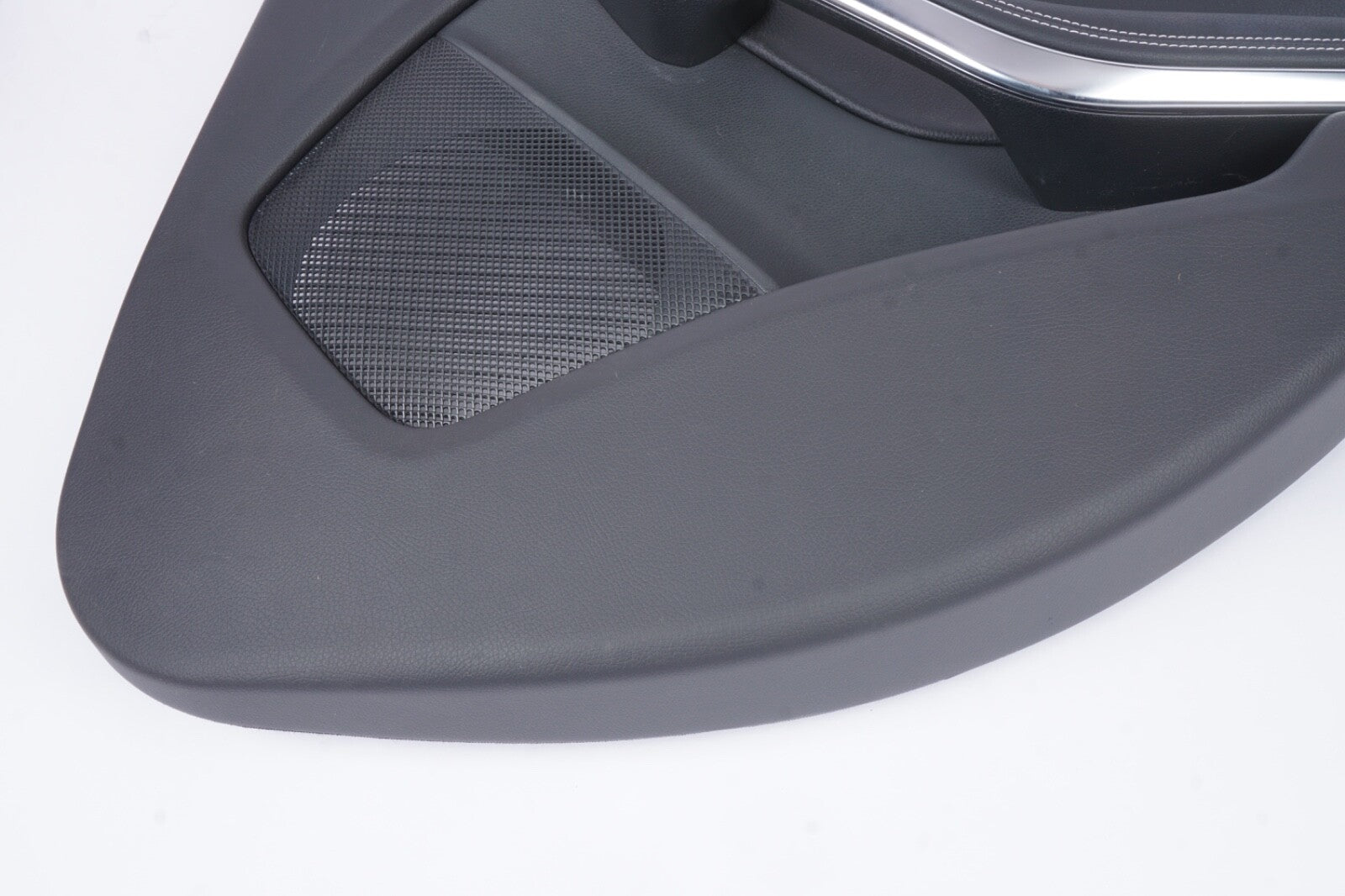 2015 - 2020 MERCEDES GLA250 X156 REAR RIGHT SIDE INNER DOOR PANEL OEM