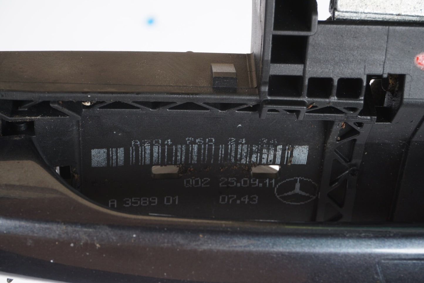 08-12 Mercedes C200 C250 C300 C250 Front Left Driver Side Exterior Door Handle