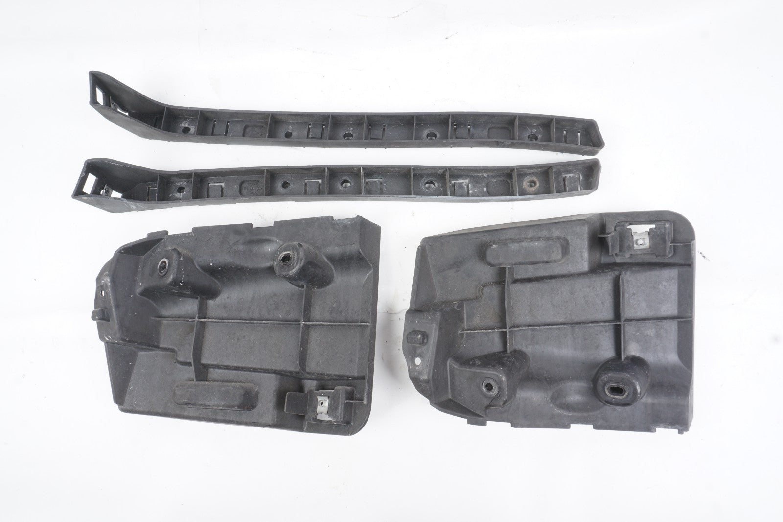 2014 - 2017 Maserati Ghibli Rear Bumper Support Mount Bracket Set OEM