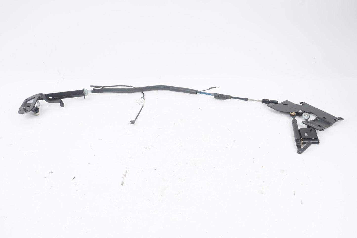 2003 - 2008 MERCEDES BENZ SL500 R230 REAR LOCK LATCH PART 12043110000