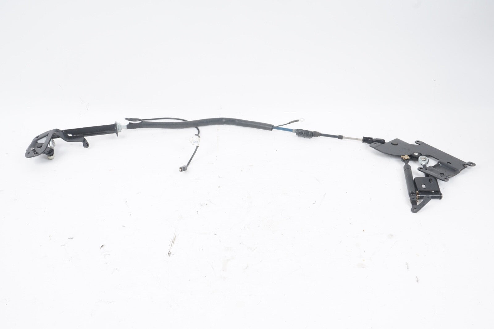 2003 - 2008 MERCEDES BENZ SL500 R230 REAR LOCK LATCH PART 12043110000