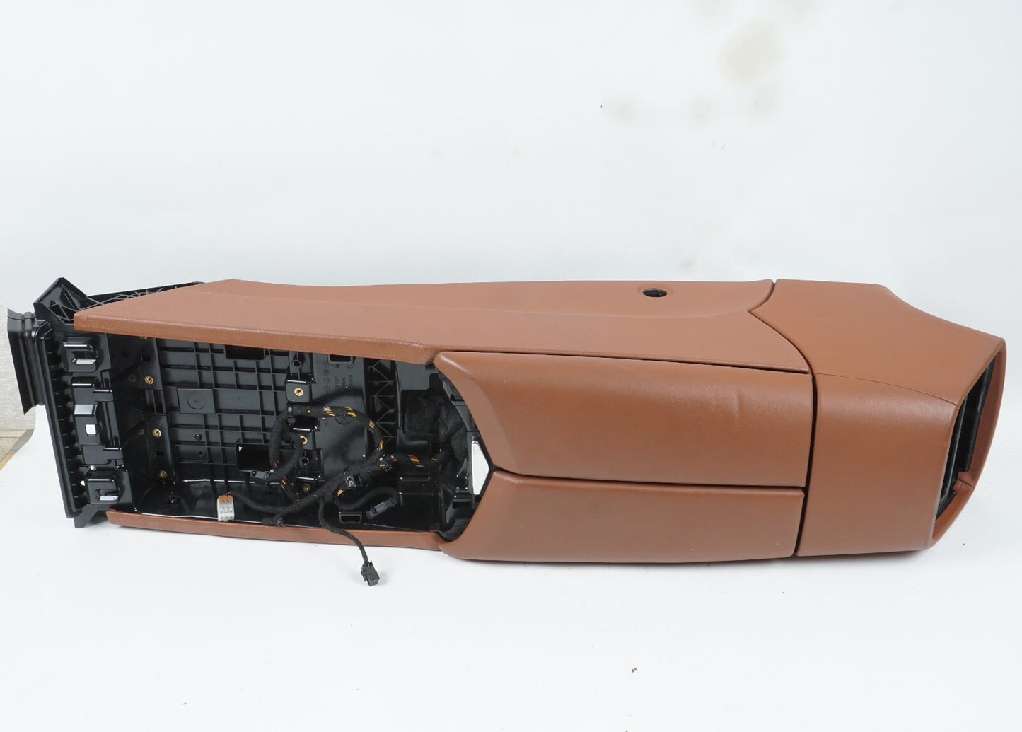 2014 - 2017 MASERATI QUATTROPORTE CENTER CONSOLE STORAGE FRAME W/ ARMREST OEM