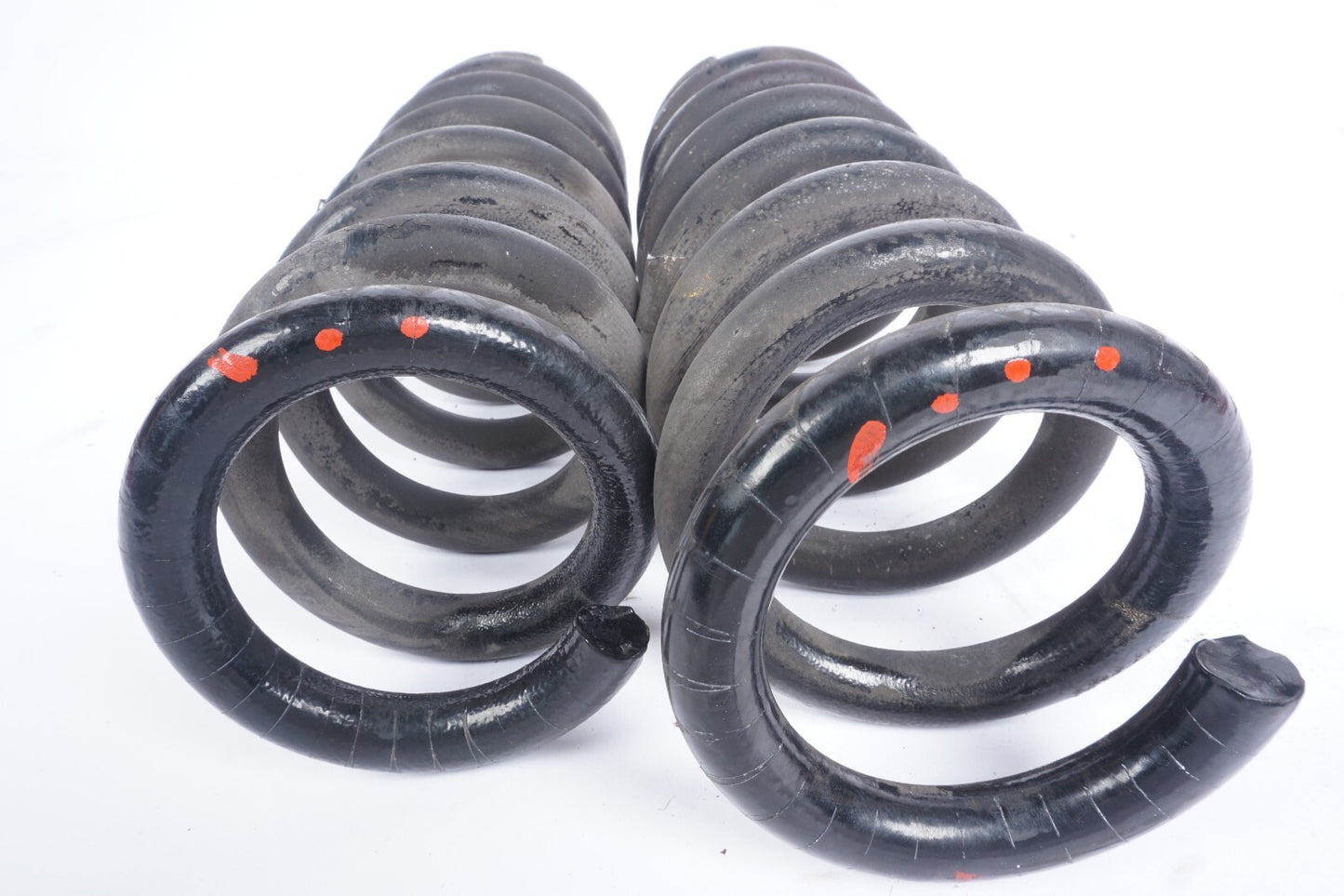 2014-2019 Maserati Ghibli Rear Coil Spring Left & Right OEM