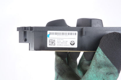 2011 - 2017 BMW X3 F25 X4 F25 FRONT RIGHT SEAT MEMORY ADJUSTMENT CONTROL SWITCH
