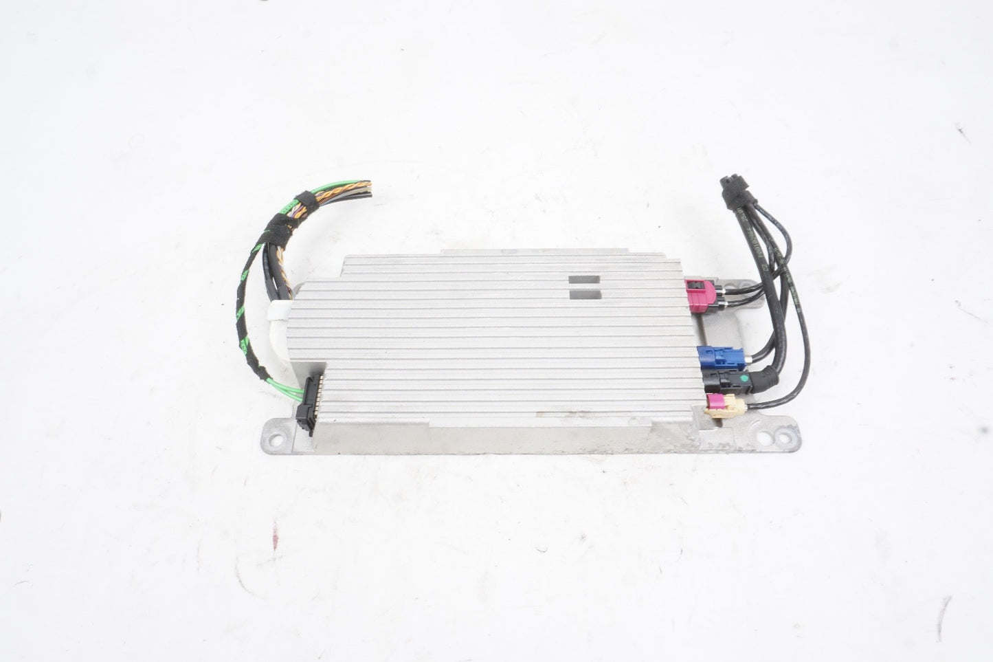 2012 – 2017 BMW 650i Telematic Bluetooth Control Module OEM 925715301