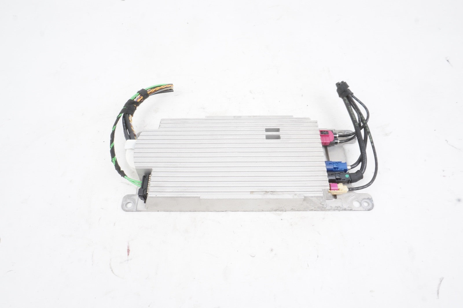 2012 – 2017 BMW 650i Telematic Bluetooth Control Module OEM 925715301