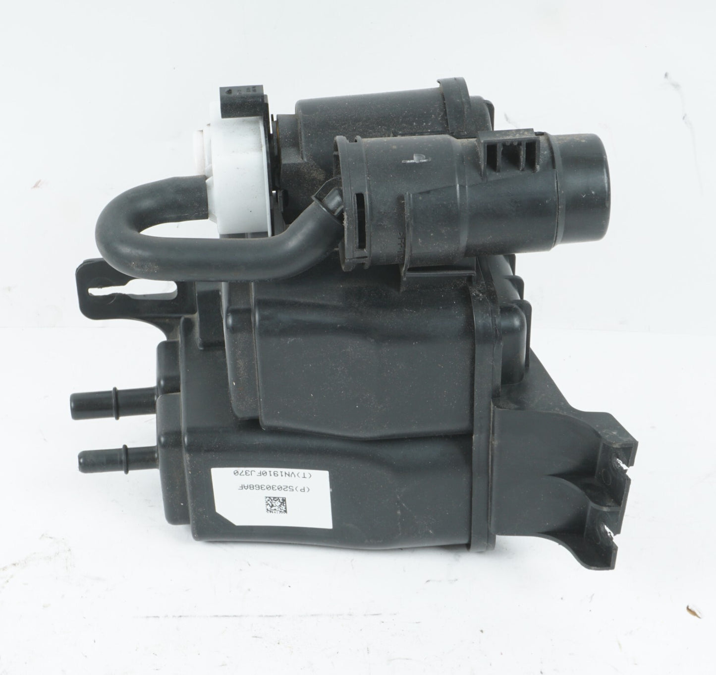2017 - 2020 CHRYSLER PACIFICA FUEL VAPOR CHARCOAL CANISTER 52030368AF OEM