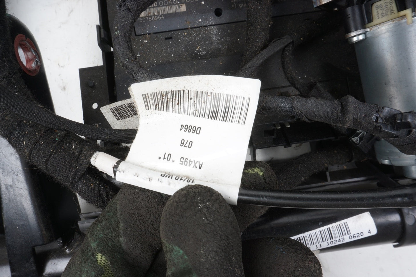 07-13 Mercedes W221 S63 AMG S550 Front Right Seat Rail Track Frame w/Motors OEM