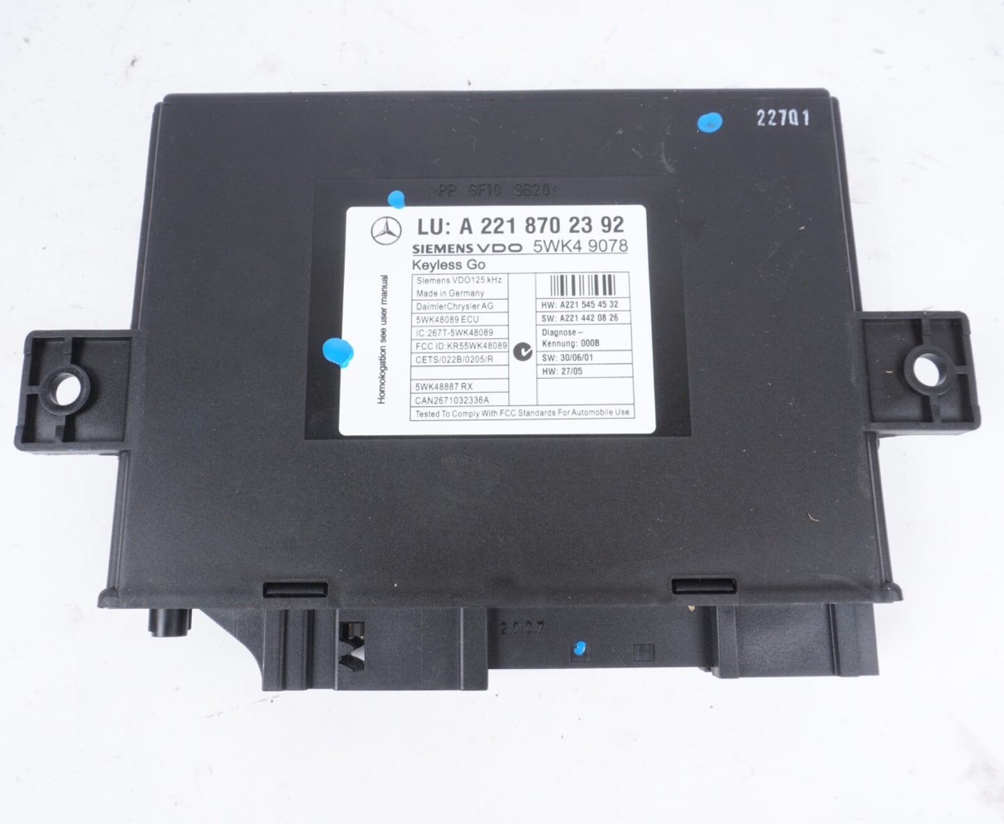 07-10 Mercedes W221 S550 CL550 Keyless Go Control Module 2218707392 OEM