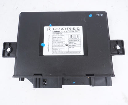 07-10 Mercedes W221 S550 CL550 Keyless Go Control Module 2218707392 OEM