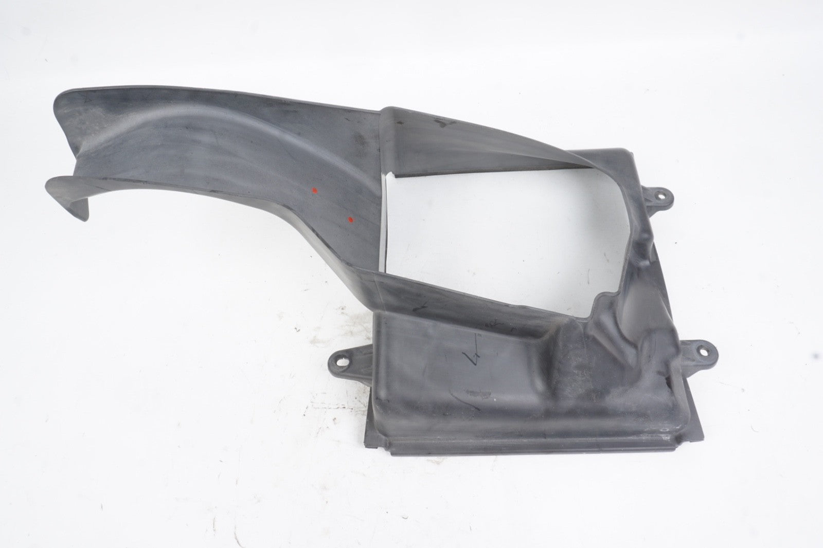 2014-2021 MASERATI GHIBLI M157 3.0L FRONT RIGHT INTERCOOLER AIR DUCT SHROUD OEM