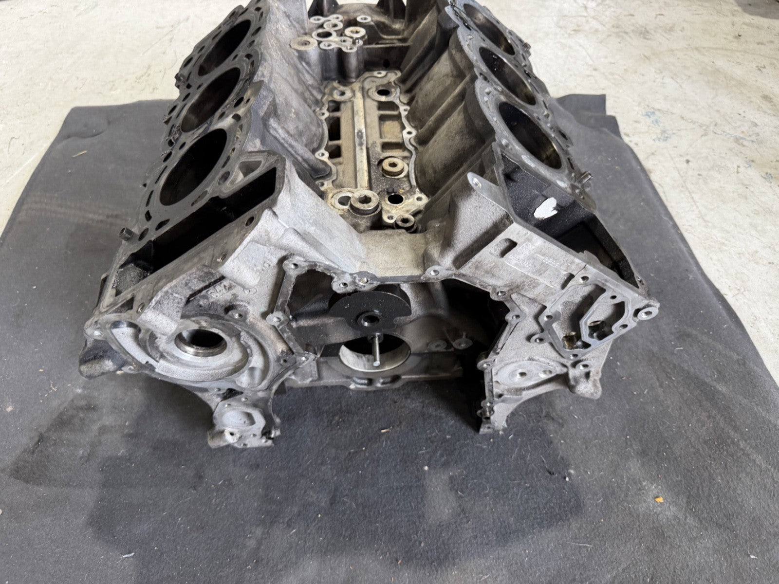 2010-2013 MERCEDES W212 E350 DIESEL BLUETEC ENGINE BLOCK ONLY 84K MILES