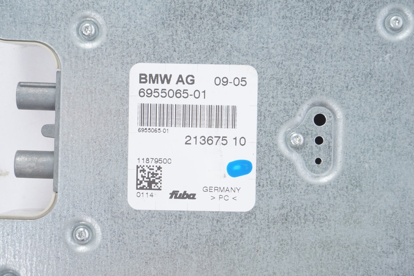 2004 - 2010  BMW 650i E63 E64 Noise Filter Antenna Module 6955065-01 OEM
