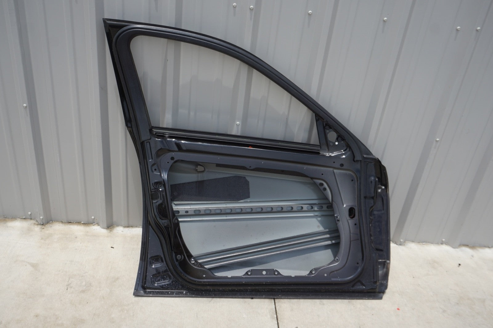 10-16 Mercedes W212 E350 E400 E550 Front Left Driver Side Door Shell Black OEM