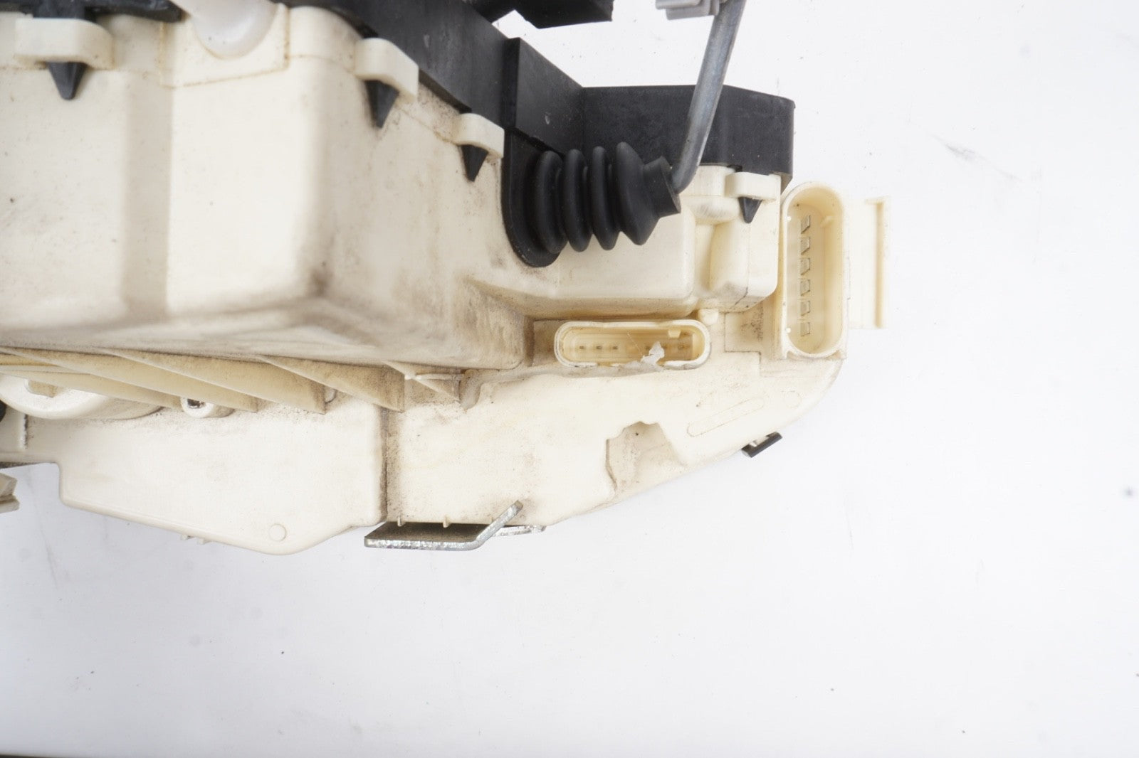 07-13 MERCEDES W221 S-CLASS FRONT LEFT DOOR LOCK LATCH ACTUATOR 2217201335 OEM