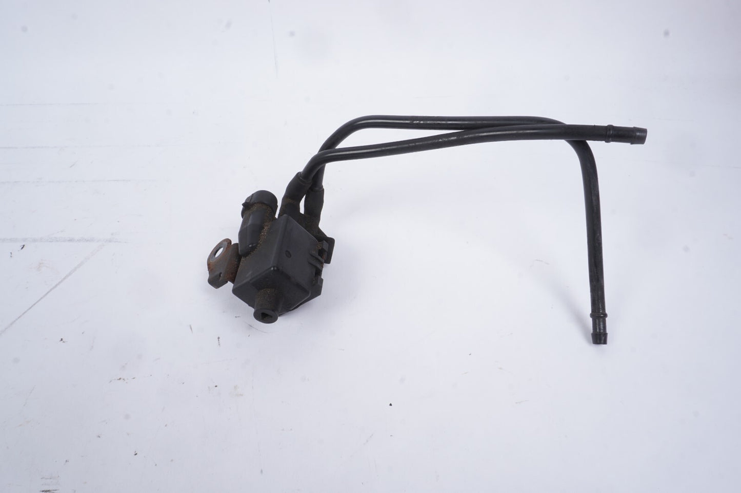 1993 Cadillac Allante Vapor Canister Purge Valve OEM