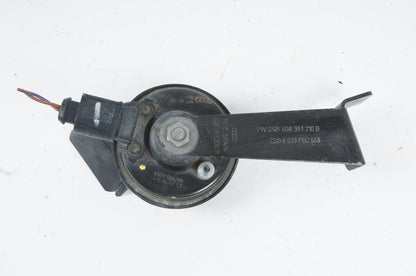 2012 - 2017 AUDI A7 HORN SIGNAL W/ BRACKET OEM